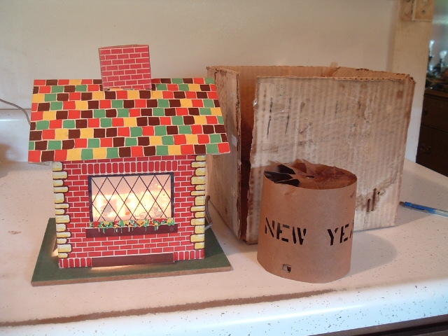 christmas house 1.jpg