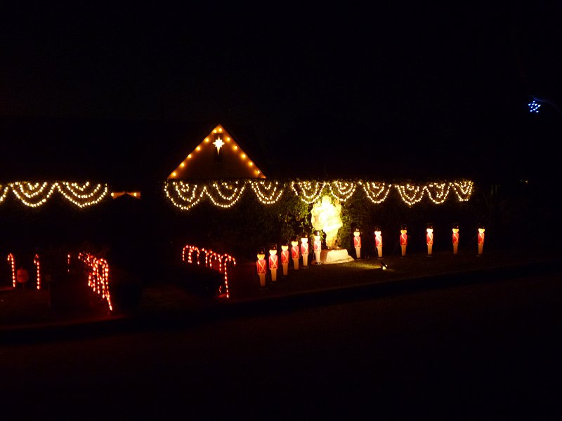 vic_bovees_outdoor_lighting.JPG